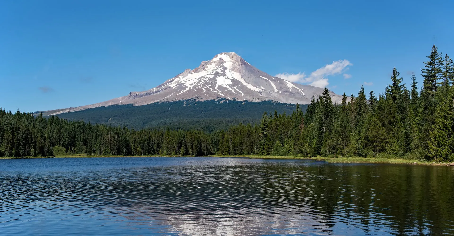 Background image of mountains